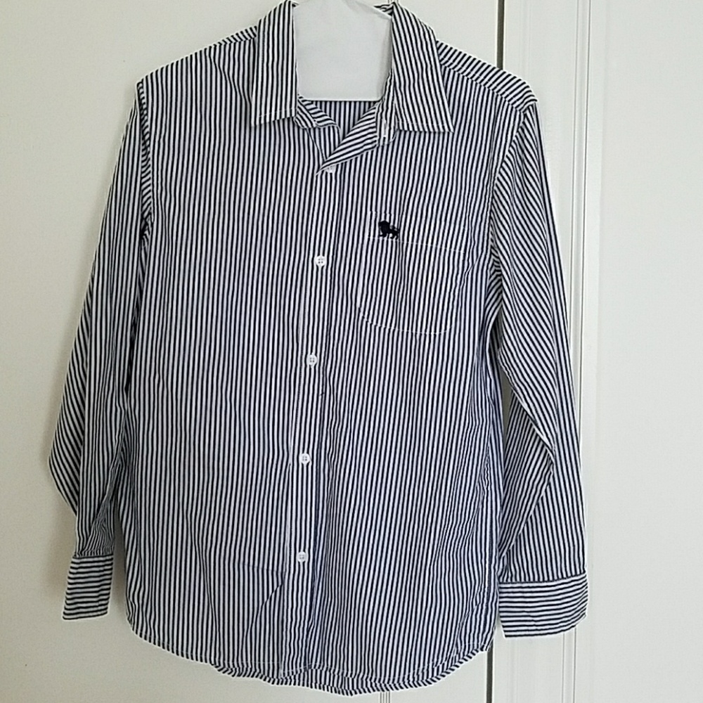Old Navy long sleeve shirt